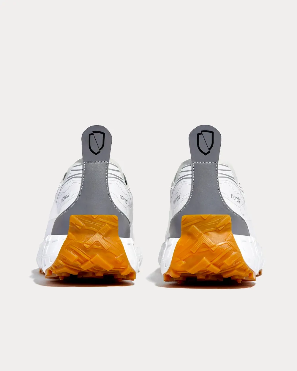 001 White Running Shoes
