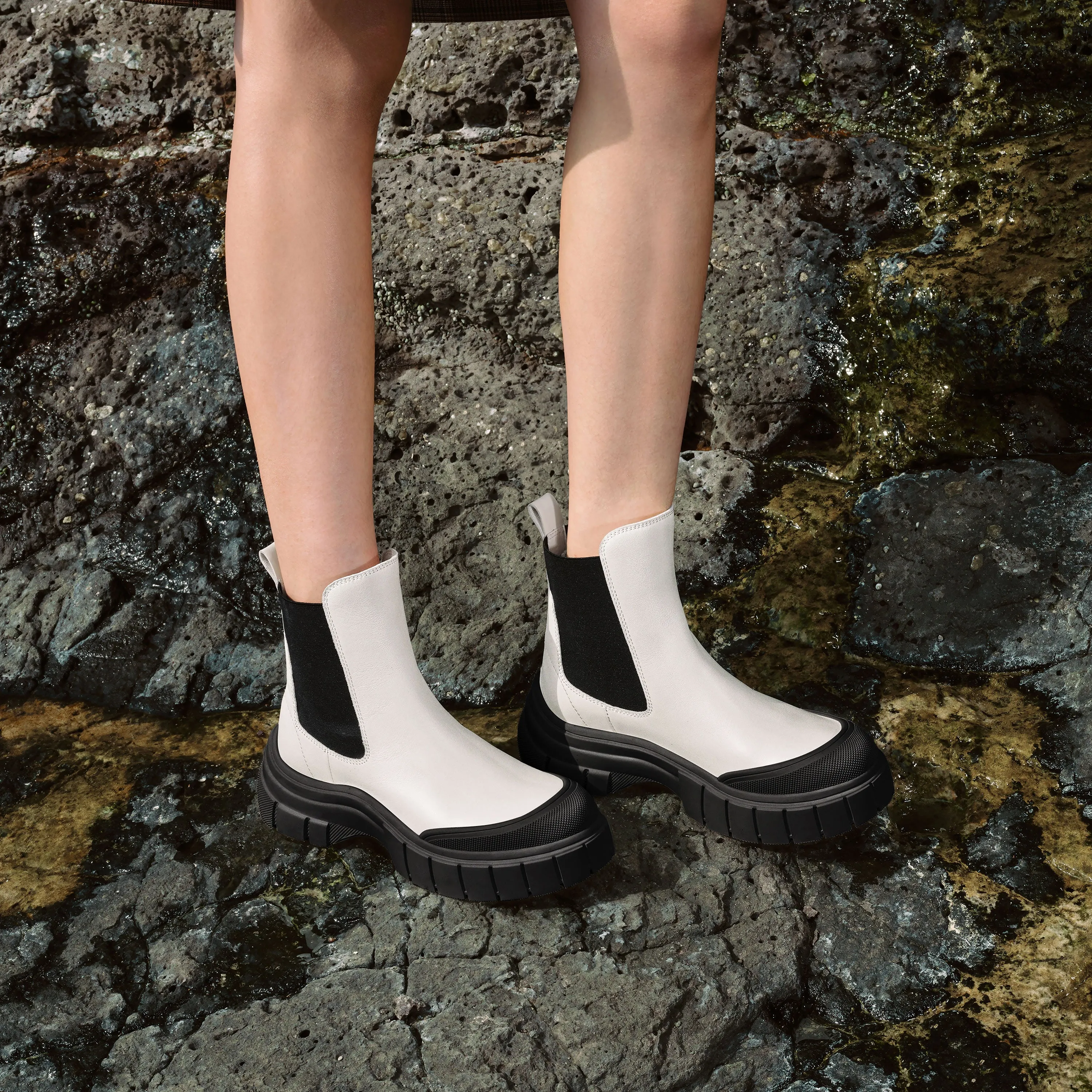 Beige ST Key Platform Chelsea Boots