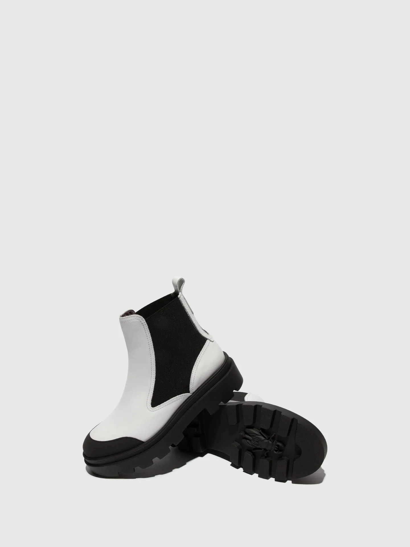 Chelsea Ankle Boots JEBA879FLY WHITE