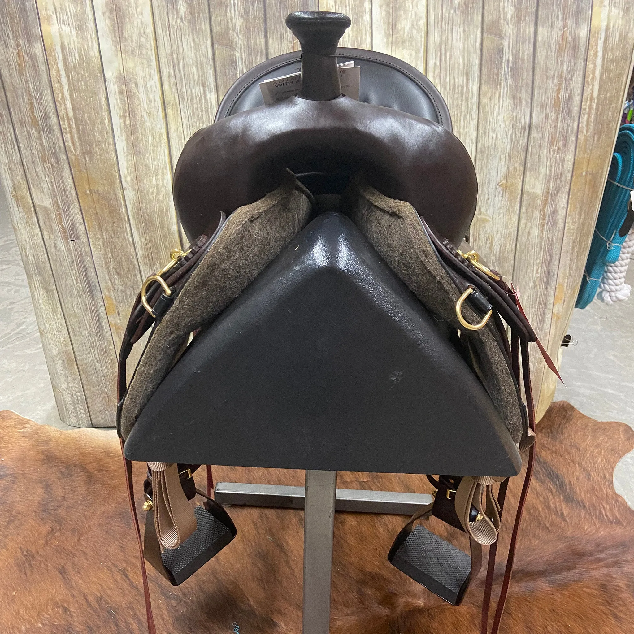 Circle Y Wide 16 Inch Big Springs Easy Fit Saddle