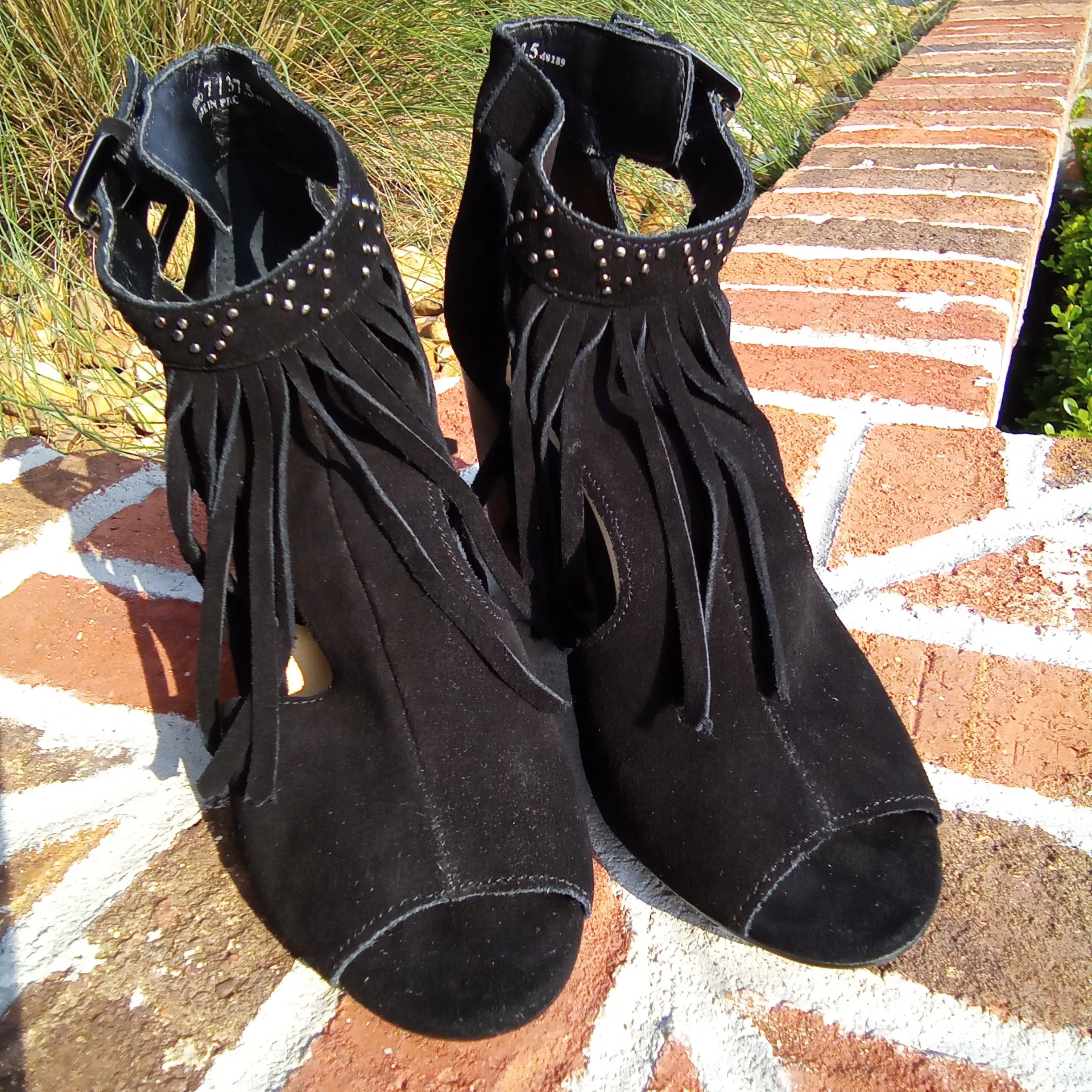 Fringe Suede Block Heel Sandal | Chinese Laundry Boho