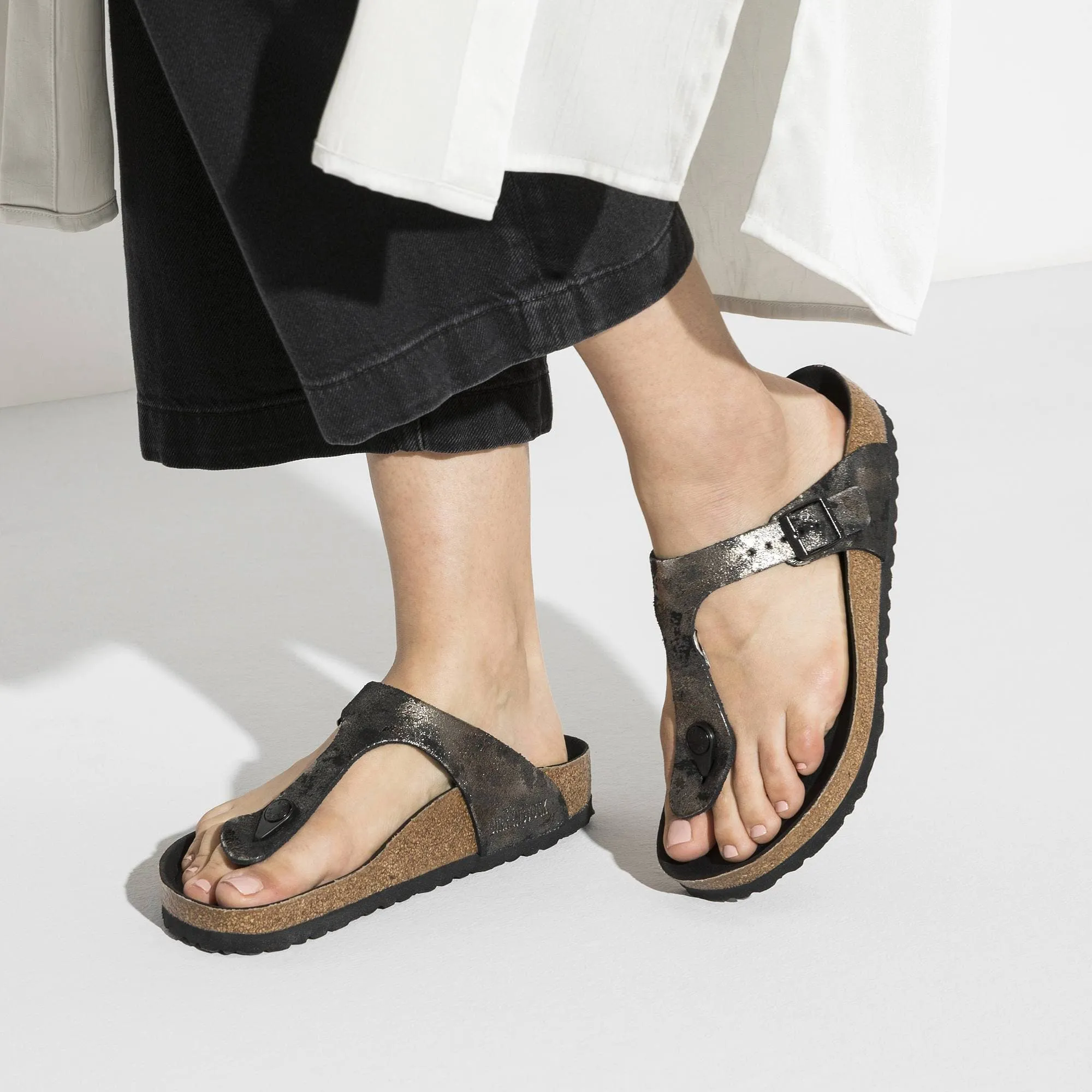 Gizeh Suede Leather