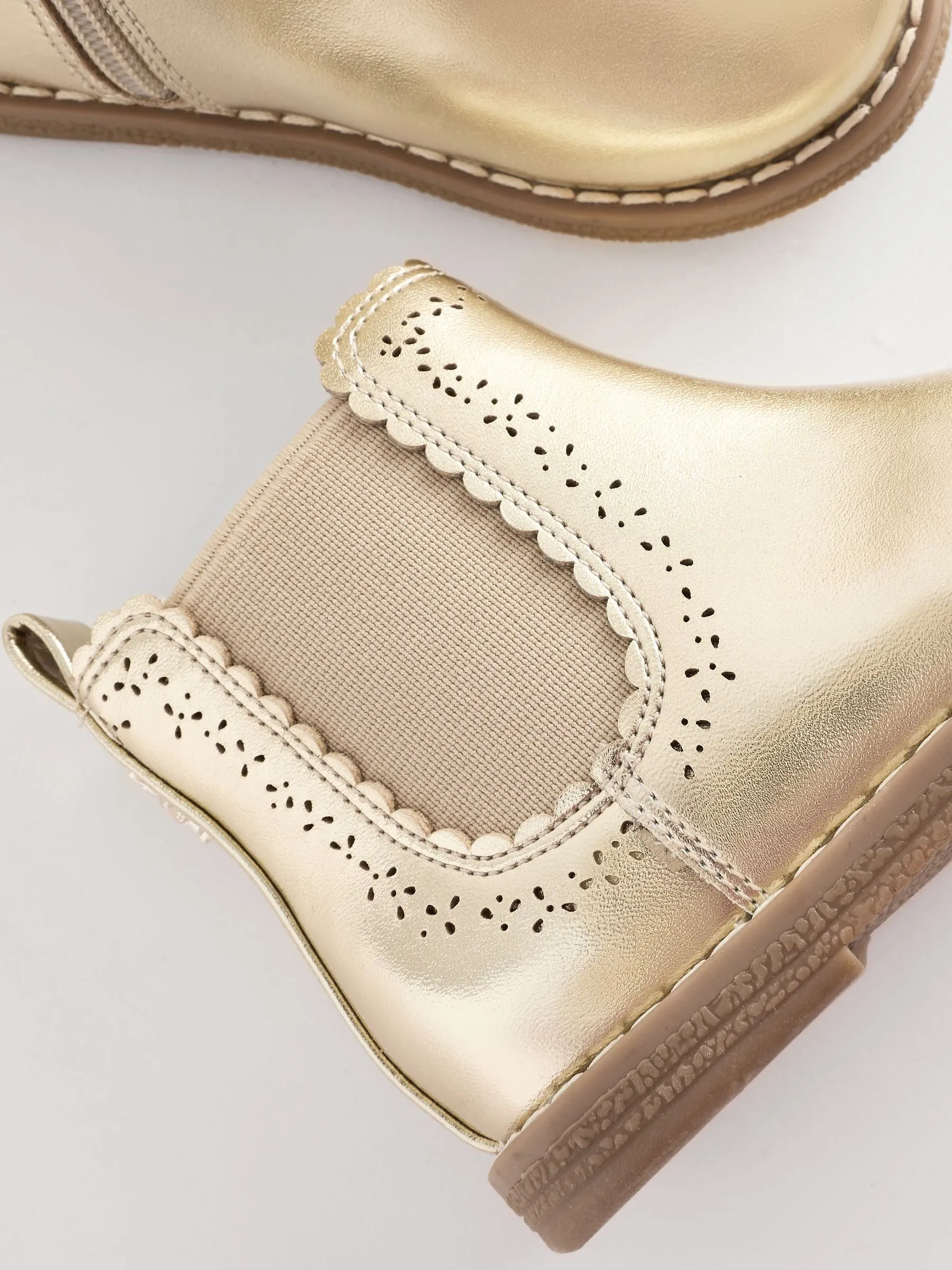Gold Standard Fit (F) Chelsea Ankle Boots