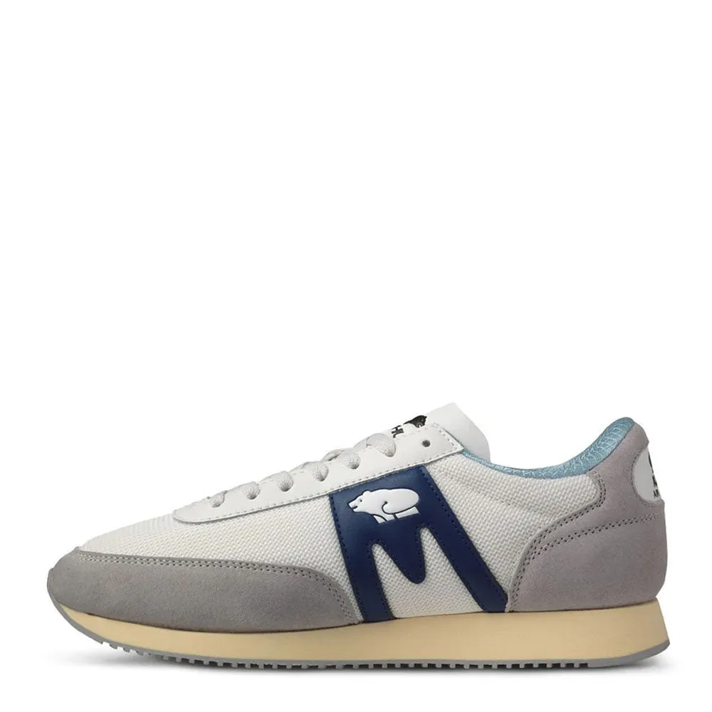 Karhu Albatross 82 Trainers Dawn Blue / Sodalite Blue