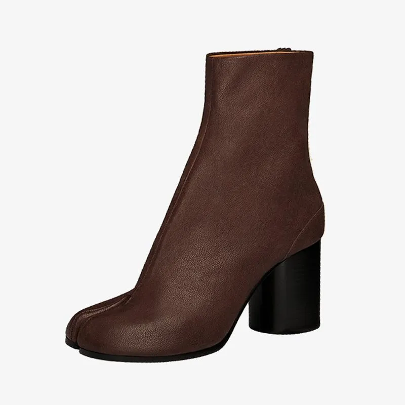 Leather Boots with Cylindrical Heel
