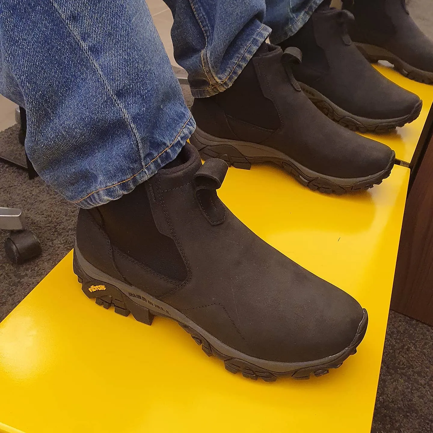 Merrell chelsea boots