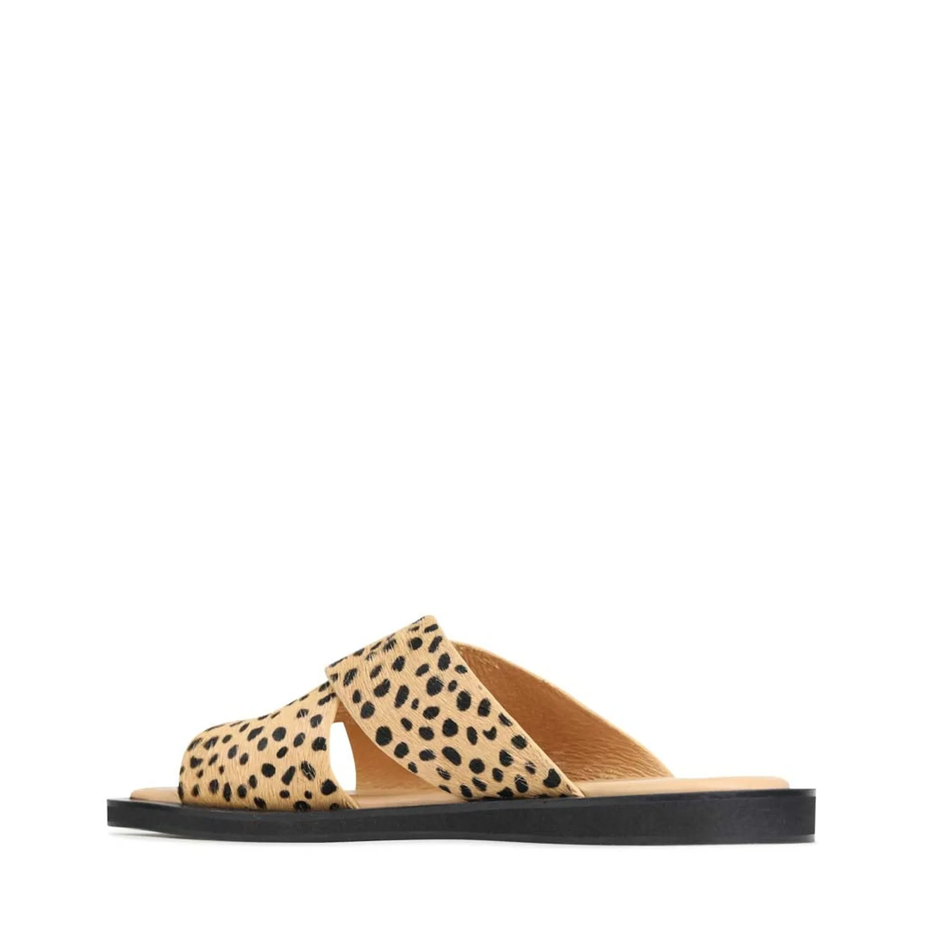 MISHK LEATHER CROSSOVER SANDALS