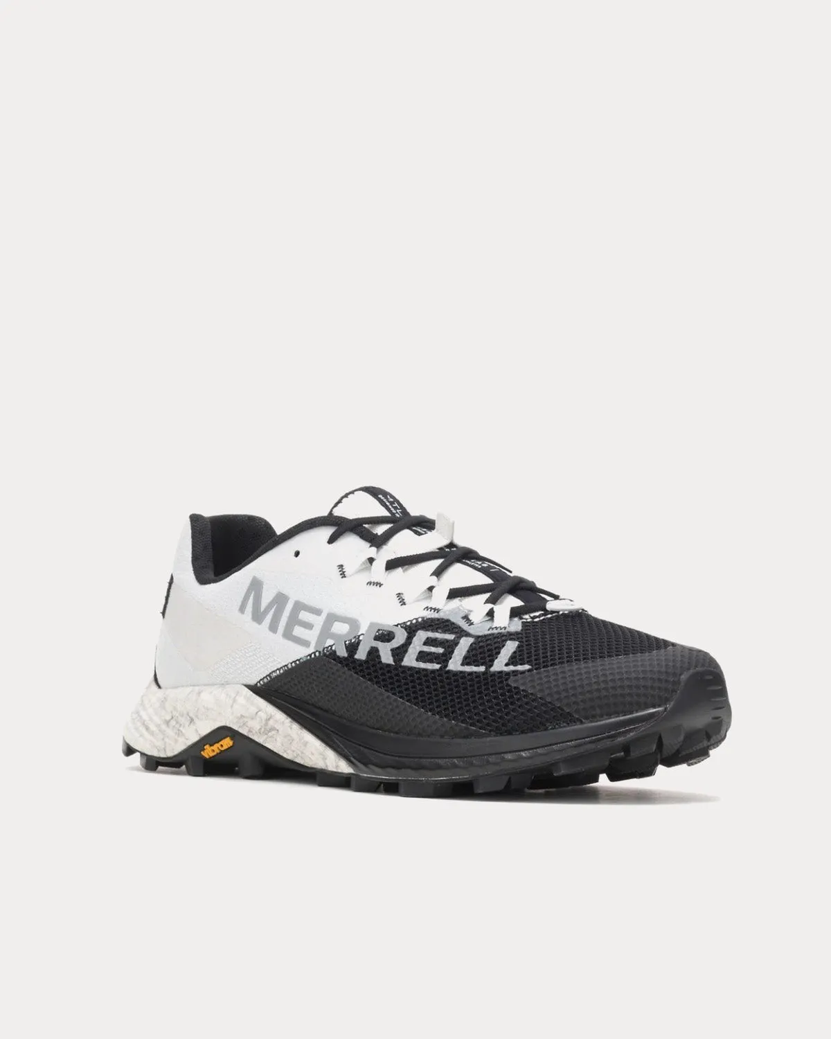 MTL Long Sky 2 White / Black Running Shoes