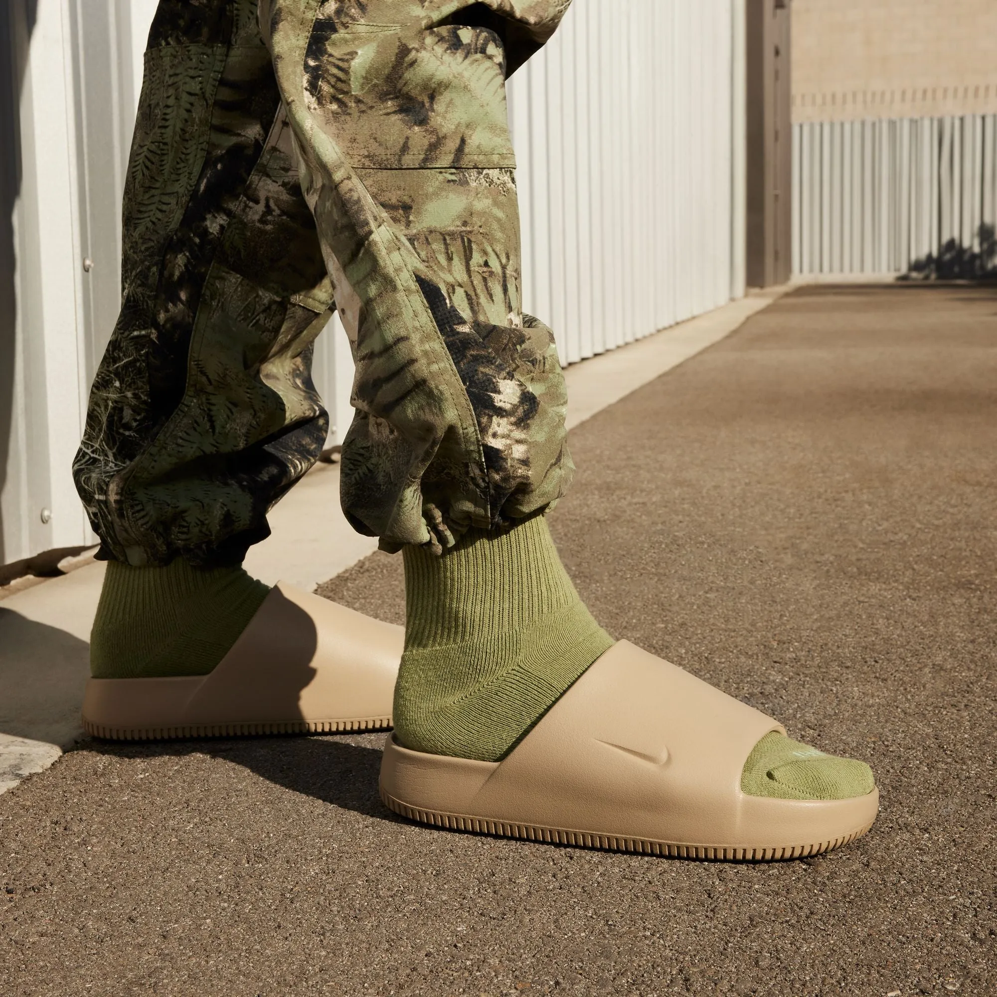 Nike Calm Slide