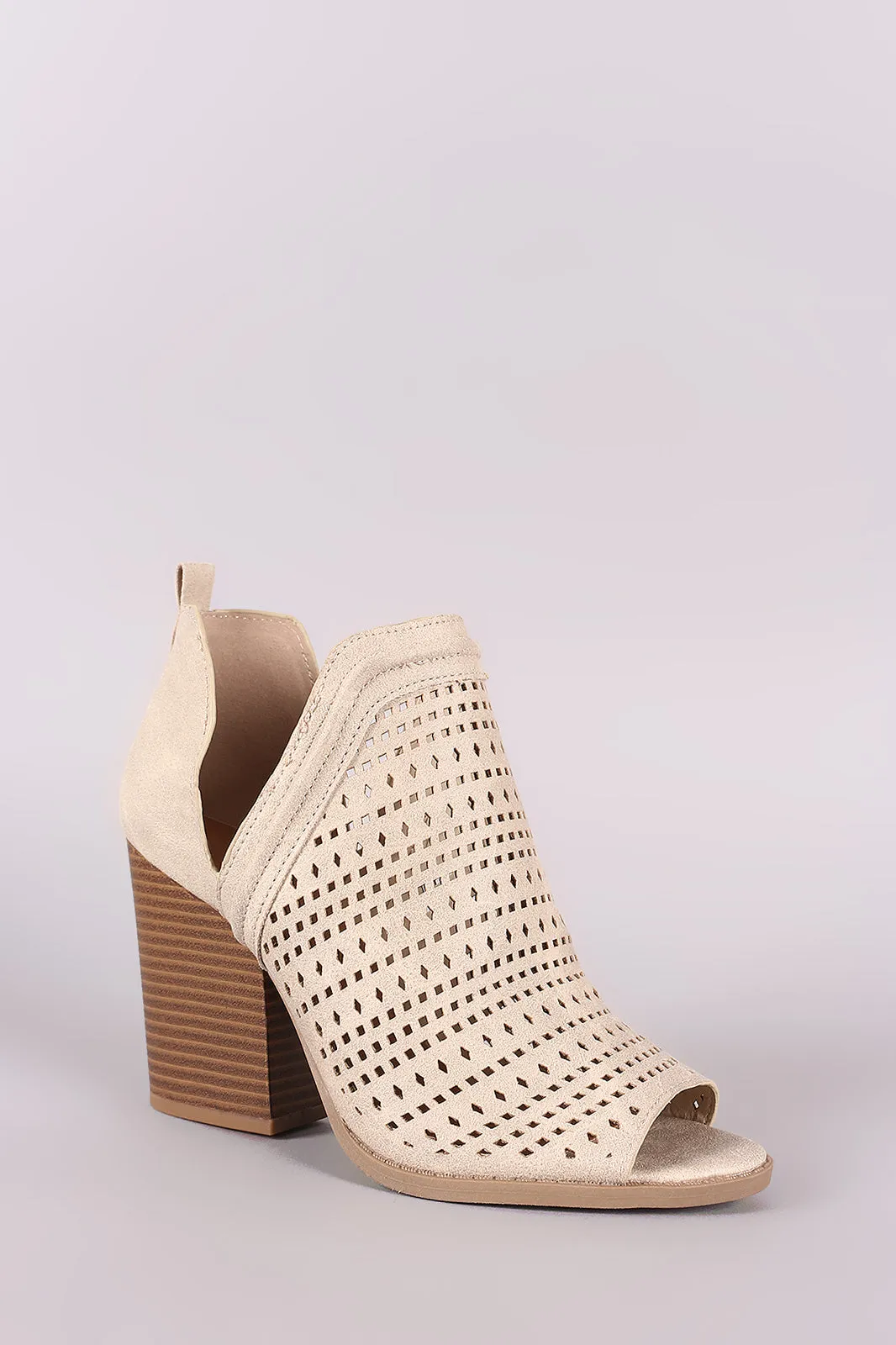 Qupid Perforated V-Cut Chunky Heeled Distressed Ankle Boots