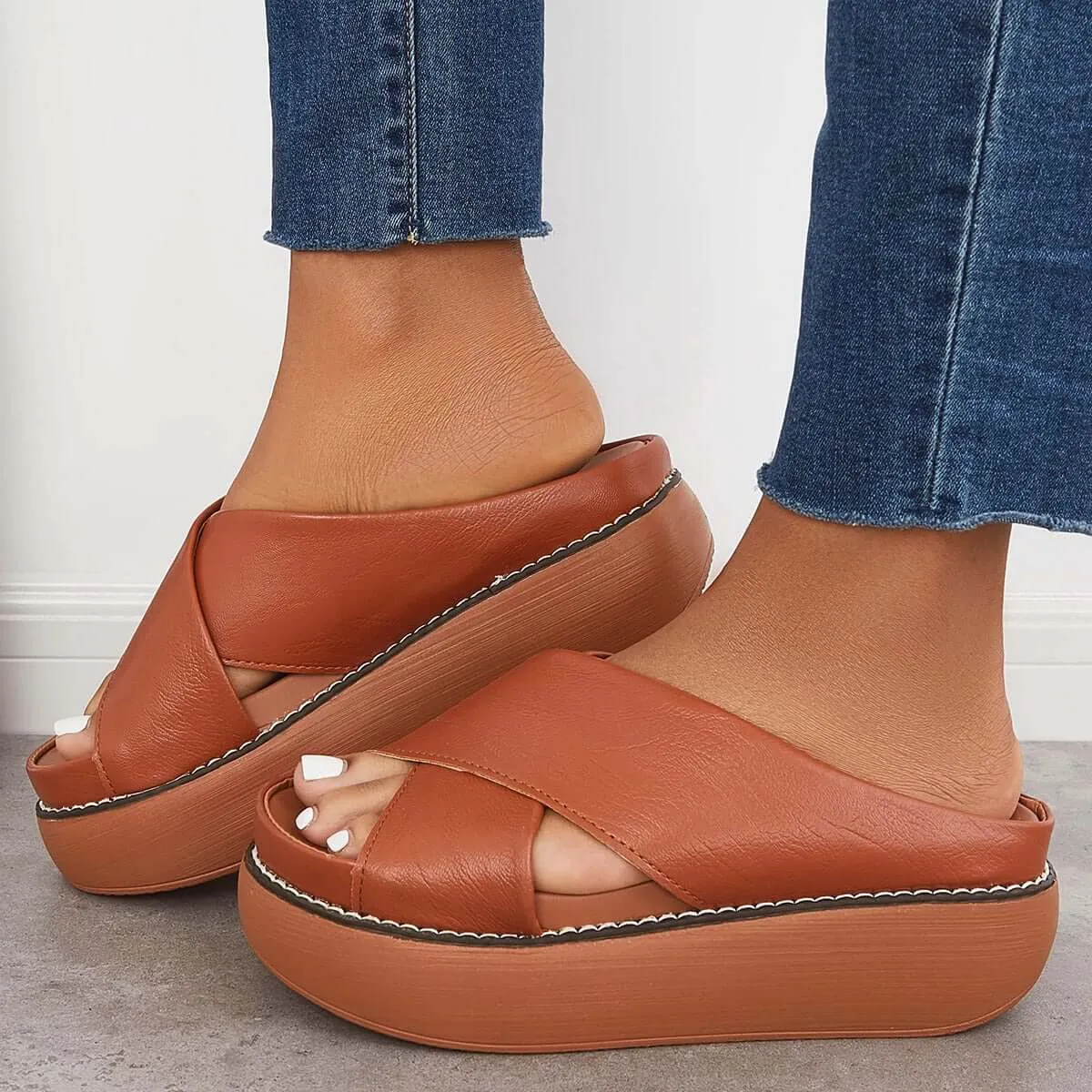 Sohiwoo  Women's Platform Criss Cross Slides Slip on Arch Support Sandals