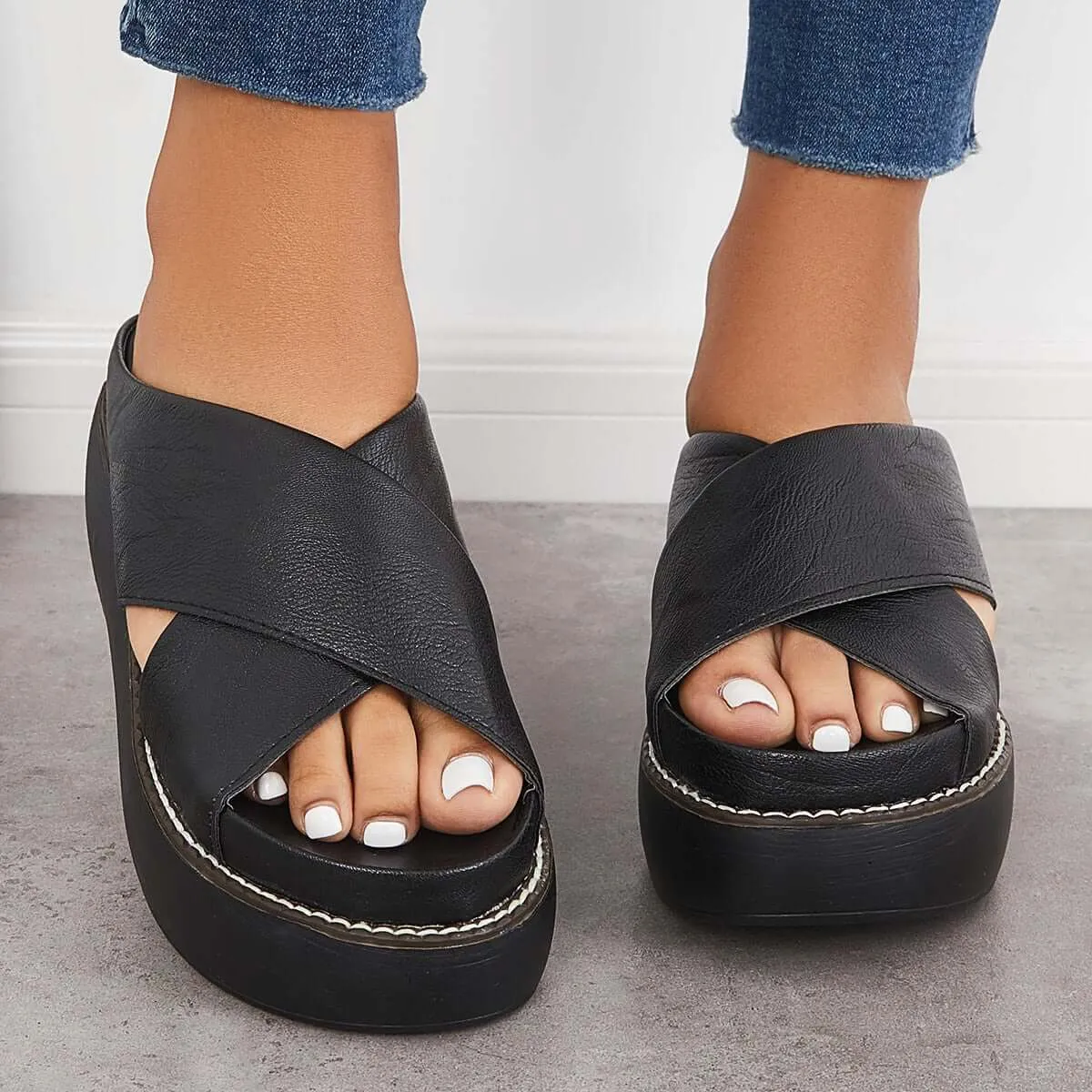 Sohiwoo  Women's Platform Criss Cross Slides Slip on Arch Support Sandals