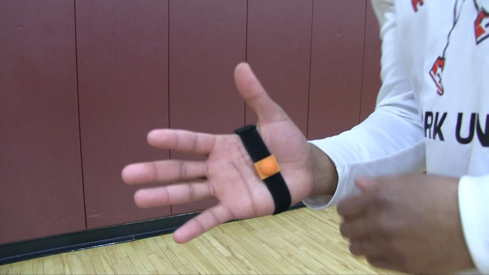 SUPER 8 BUNDLE (VALUE over $185): Ball Hog Gloves Weighted, Pro Man, OFF PALM Shooting Aid,  OFF HAND Shooting Aid, Shooting Lock, Ice Straps, Stretch band and Dribble Glasses