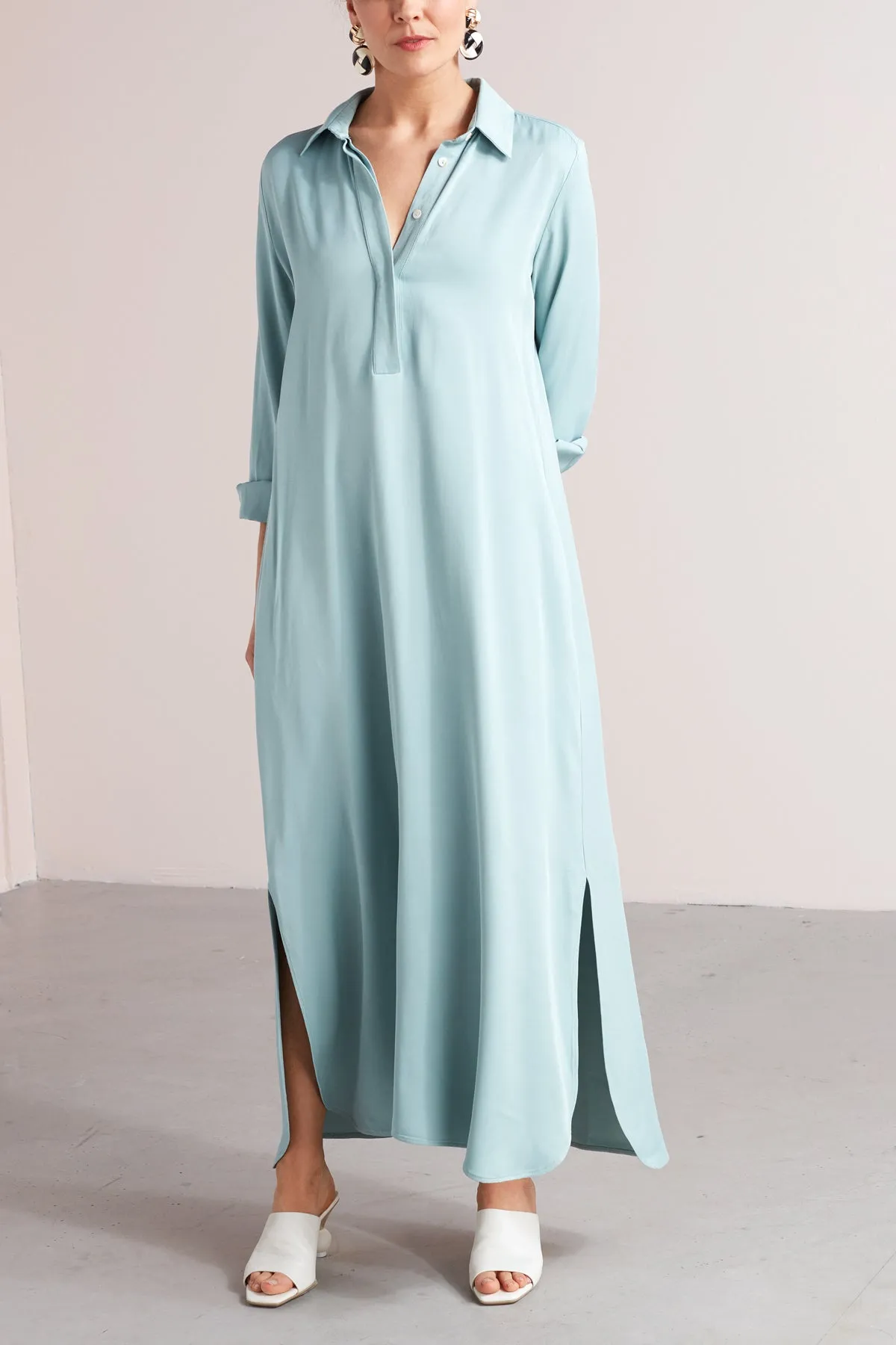 ZUMA A silhouette midi shirt dress in dusty blue